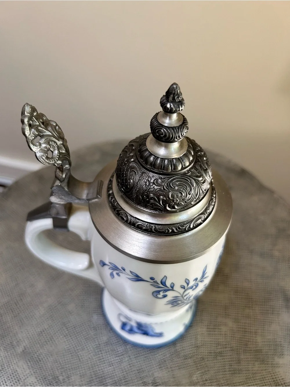 Zoller & Born ~ Schrobenhausen, Germany ~ Ornate 9.5” Lidded Beer Stein